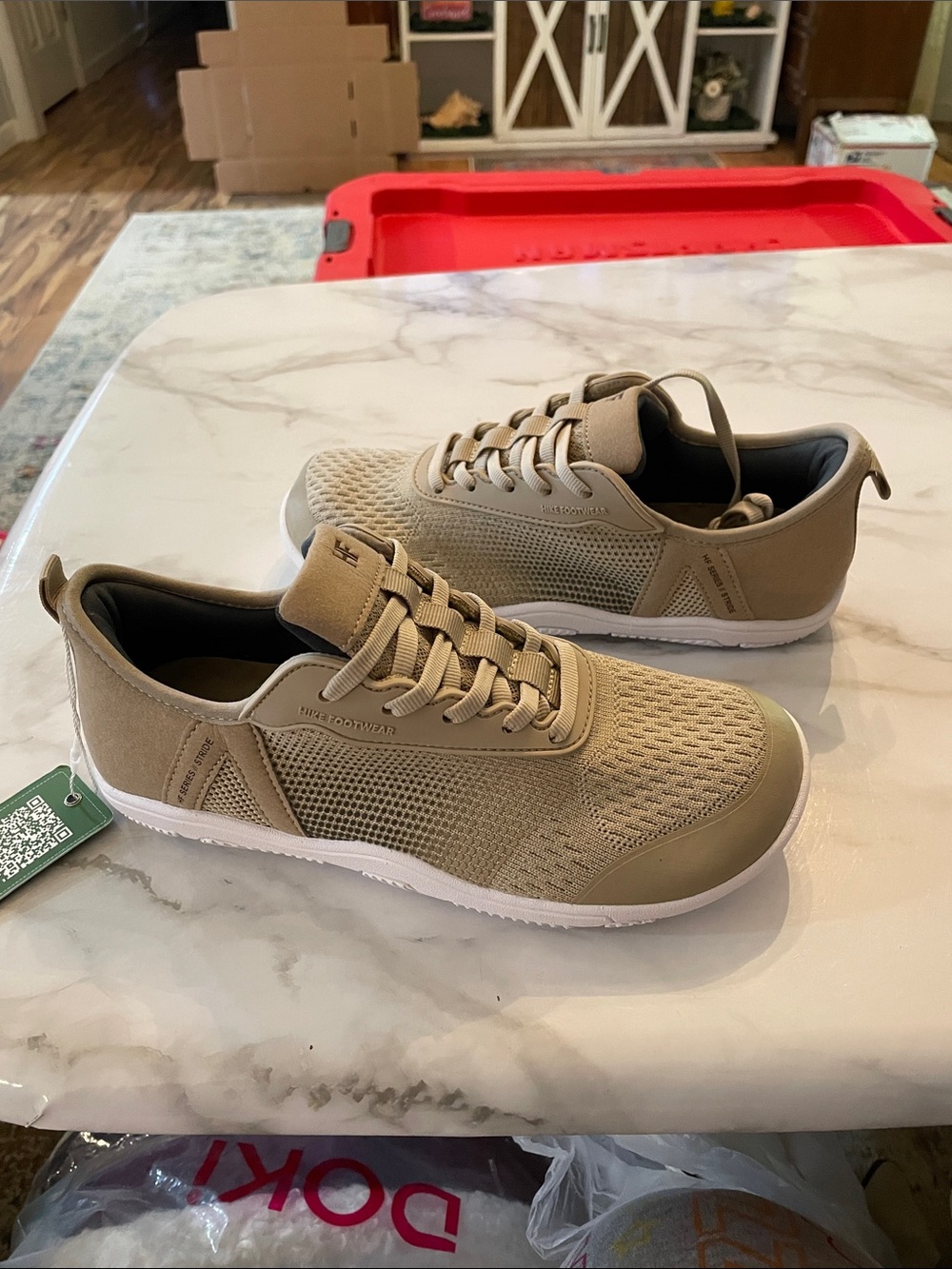 Hike footwear